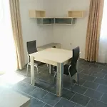Limani Gæstehus 3*