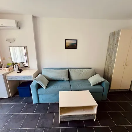 Limani Πανσιόν Σωζόπολη